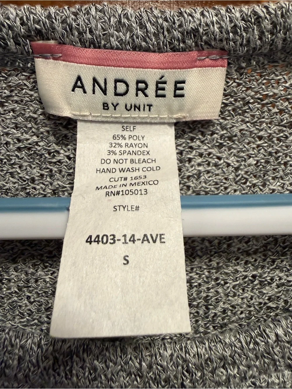 ANDREE BY UNIT Heather Gray Batwing Knit Top